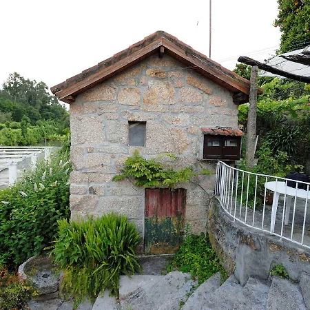 Casa De Ferias Em Farm stay Paredes (Porto)