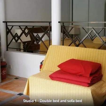 Casa De Ferias Em *